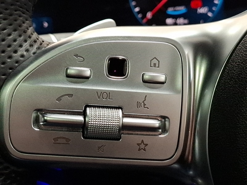 Used Mercedes-Benz EQC 2022 for sale - 77987787: Photo 14