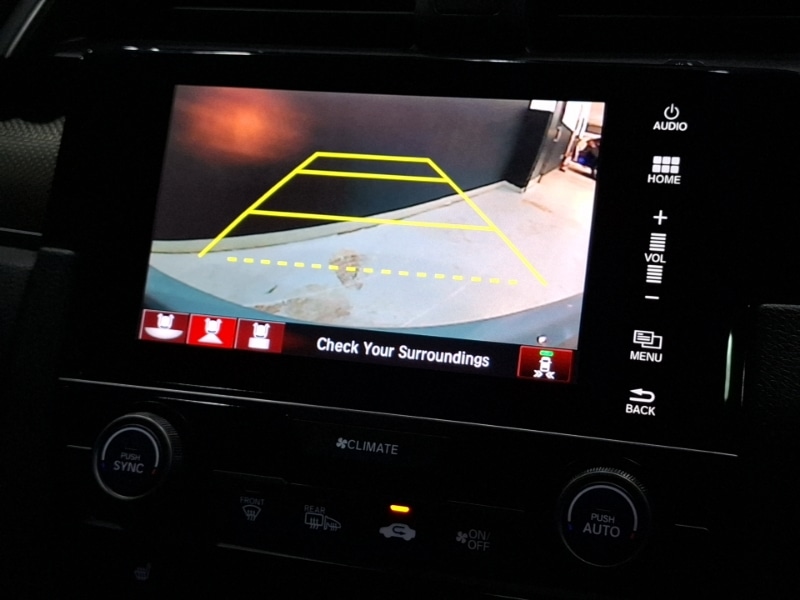 Used Honda Civic 2018 for sale - 76199108: Photo 16
