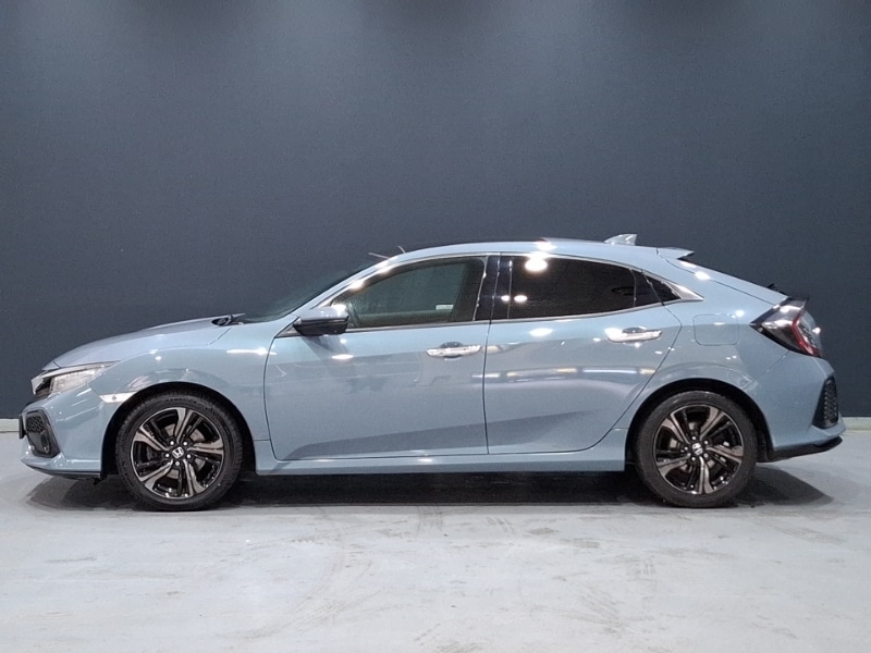 Used Honda Civic 2018 for sale - 76199108: Photo 4