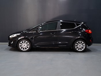 Used Ford Fiesta 2018 for sale - 76906871: Photo