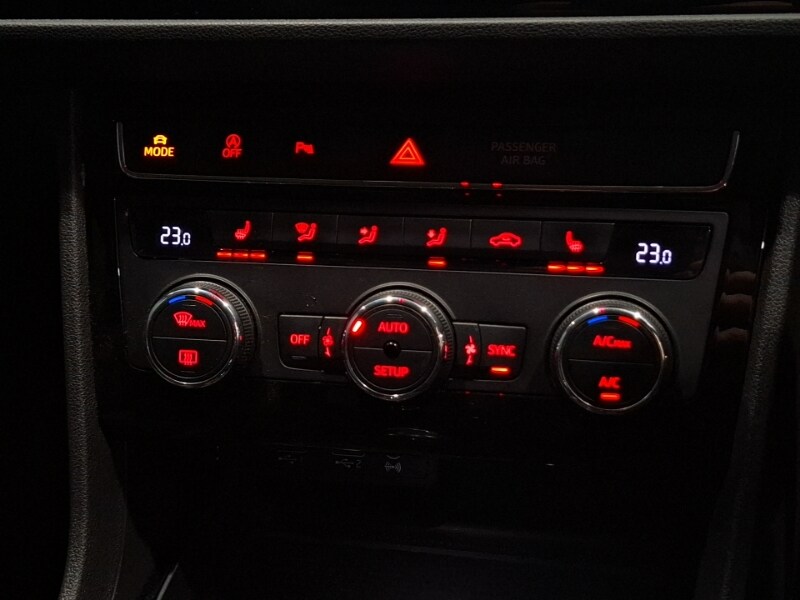 Used SEAT Leon 2019 for sale - 76696104: Photo 15