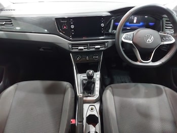 Used Volkswagen Polo 2023 for sale - 75622317: Photo