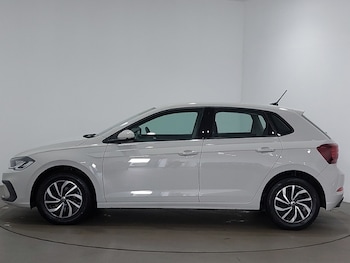 Used Volkswagen Polo 2023 for sale - 75622317: Photo