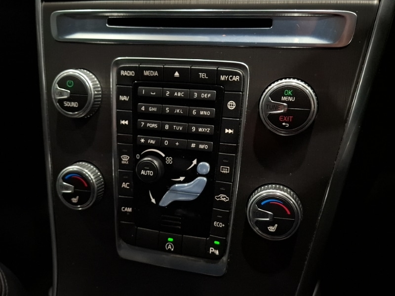 Used Volvo XC60 2016 for sale - 77815720: Photo 15