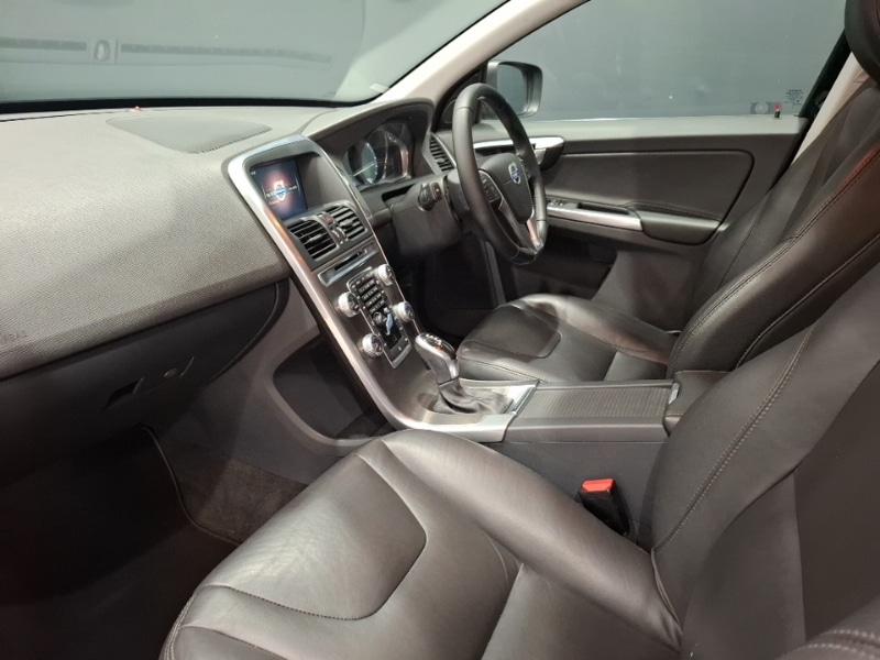 Used Volvo XC60 2016 for sale - 77815720: Photo 5