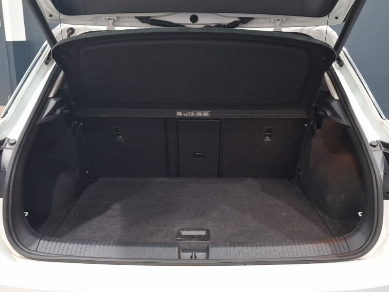 Used Volkswagen T-Roc 2021 for sale - 77644419: Photo 8