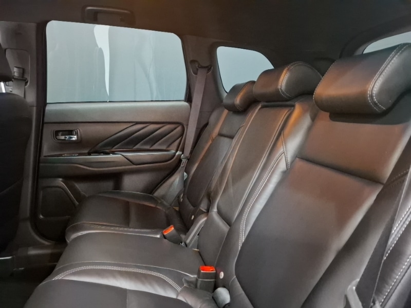 Used Mitsubishi Outlander 2020 for sale - 77815792: Photo 6