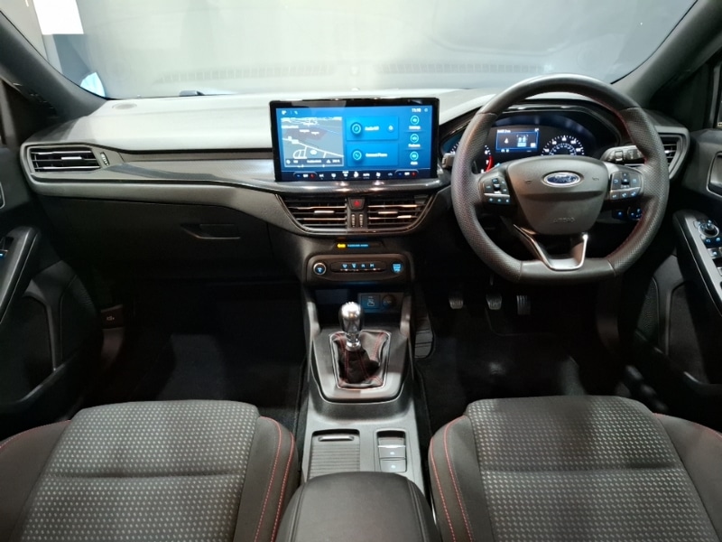 Used Ford Focus 2023 for sale - 77202065: Photo 2