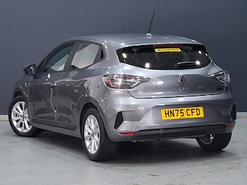 Used Renault Clio 2025 for sale - 79457821: Photo