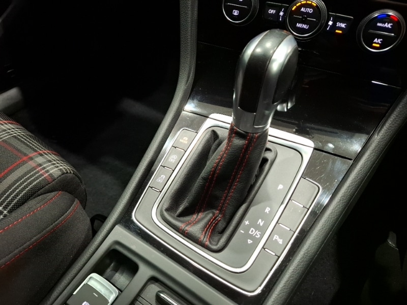 Used Volkswagen Golf 2019 for sale - 76842586: Photo 17