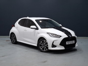 Used Toyota Yaris 2020 for sale - 76358638: Photo