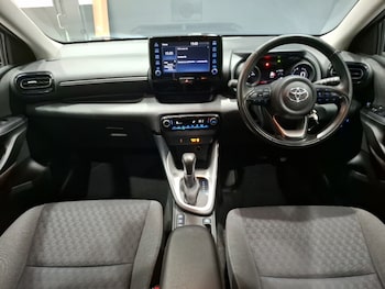 Used Toyota Yaris 2020 for sale - 76358638: Photo