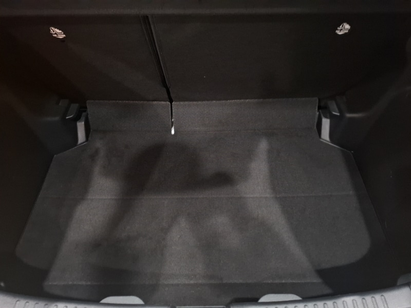 Used Toyota Yaris 2020 for sale - 76358638: Photo 8