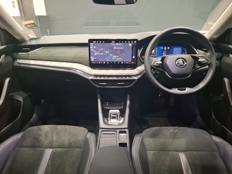 Used Skoda Octavia 2024 for sale - 77338112: Photo 2