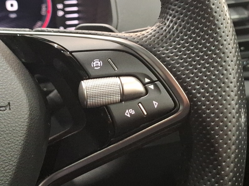Used Skoda Karoq 2024 for sale - 76145593: Photo 19