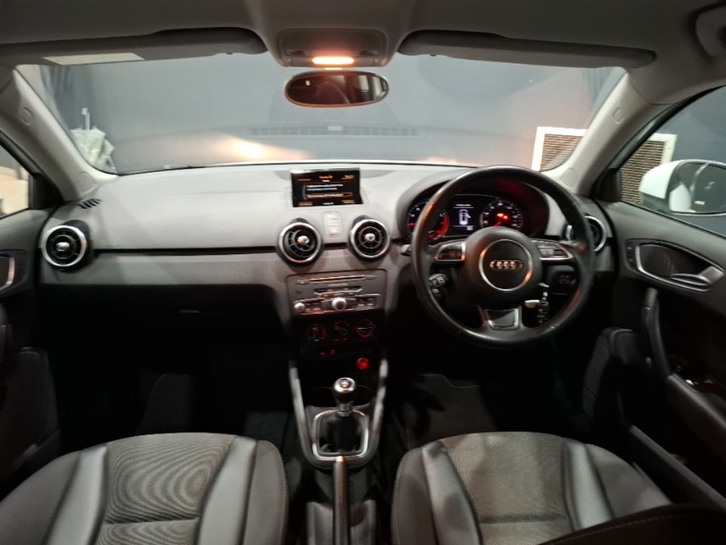 Used Audi A1 2018 for sale - 77352327: Photo 2