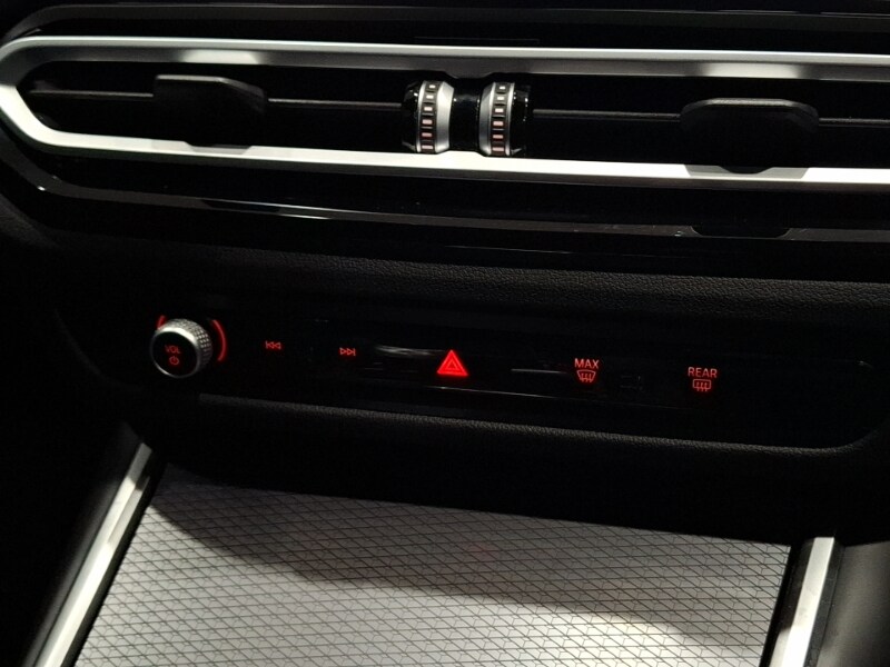 Used BMW 3 Series 2024 for sale - 77352332: Photo 15