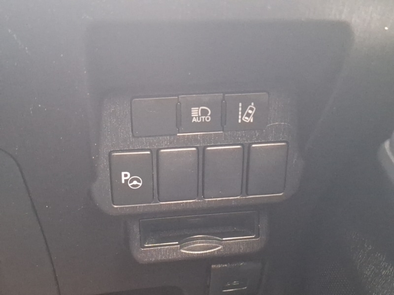 Used Toyota Prius+ 2020 for sale - 76378710: Photo 13