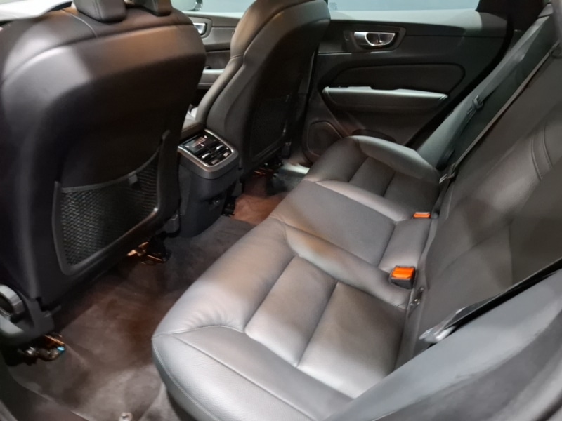 Used Volvo XC60 2023 for sale - 77202058: Photo 6