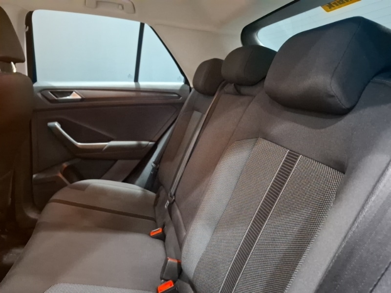 Used Volkswagen T-Roc 2023 for sale - 77678077: Photo 6