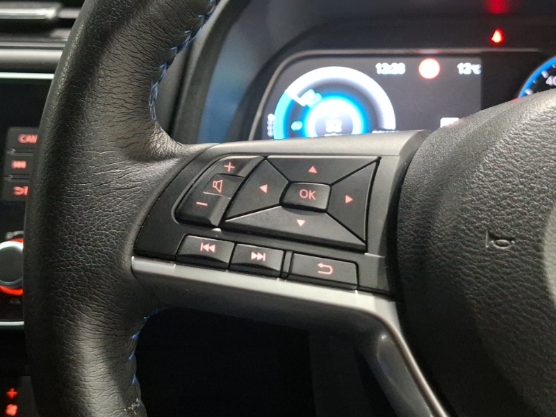 Used Nissan Leaf 2022 for sale - 78032625: Photo 17