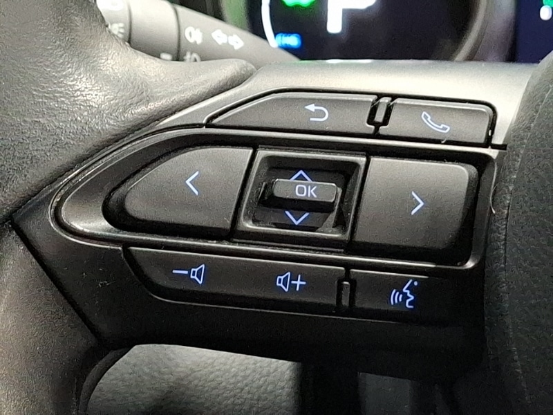 Used Toyota Yaris 2022 for sale - 76629416: Photo 17