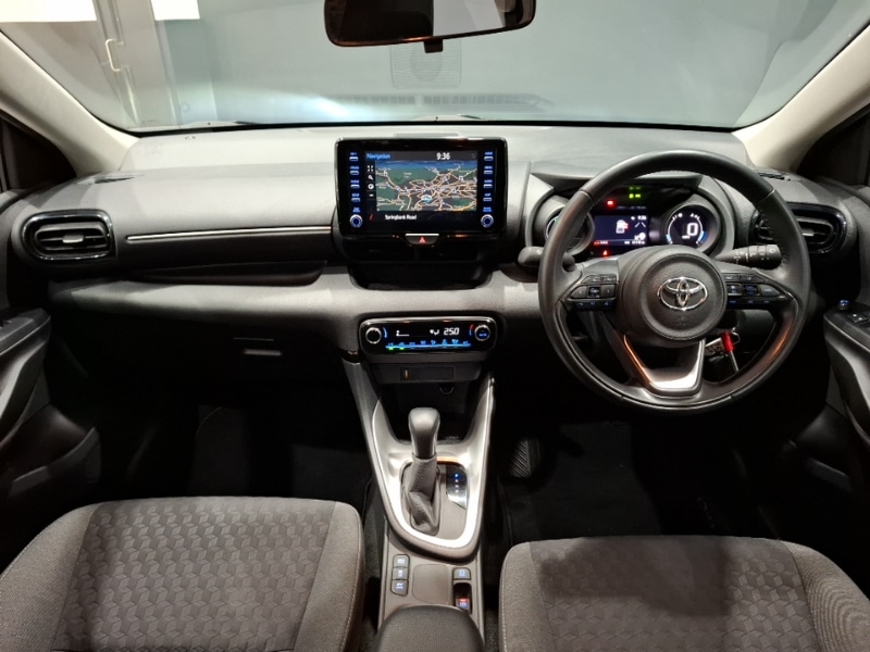 Used Toyota Yaris 2022 for sale - 76629416: Photo 2