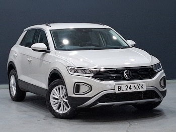 Used Volkswagen T-Roc 2024 for sale - 78511548: Photo
