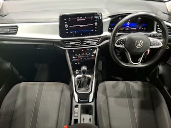 Used Volkswagen T-Roc 2024 for sale - 78511548: Photo