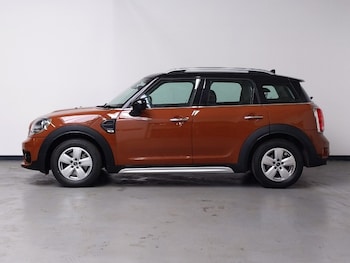 Used MINI Cooper 2019 for sale - 75691700: Photo