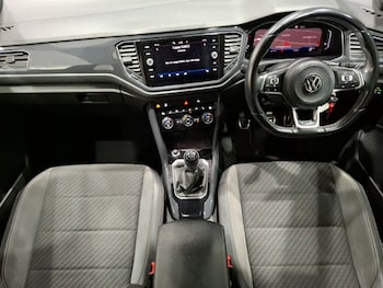 Used Volkswagen T-Roc 2019 for sale - 79505945: Photo