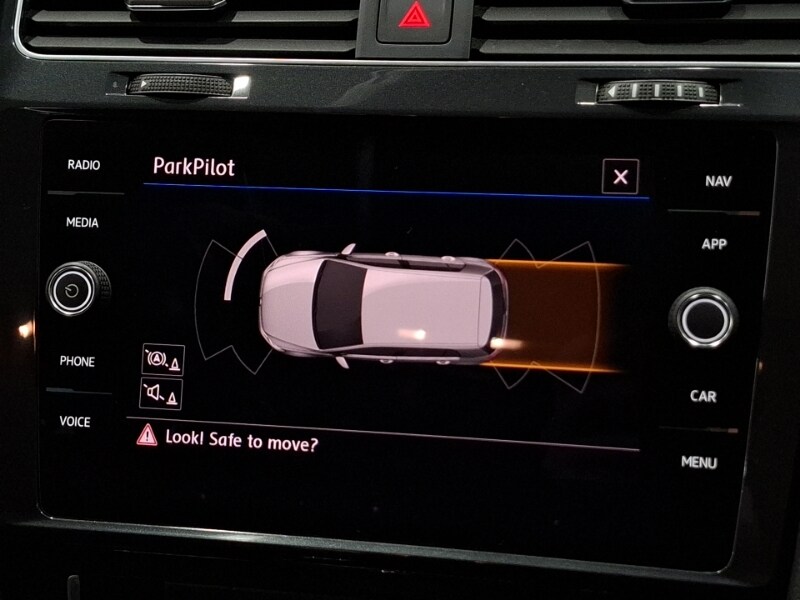 Used Volkswagen Golf 2019 for sale - 76365633: Photo 11