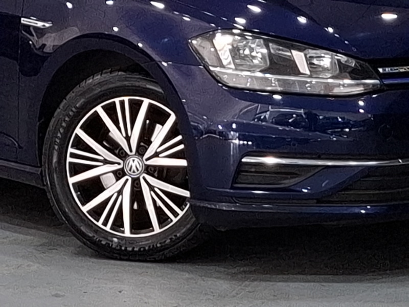 Used Volkswagen Golf 2019 for sale - 76365633: Photo 9