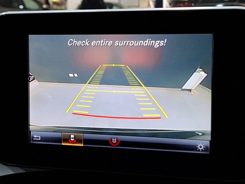 Used Mercedes-Benz GLC 2018 for sale - 77208877: Photo 11