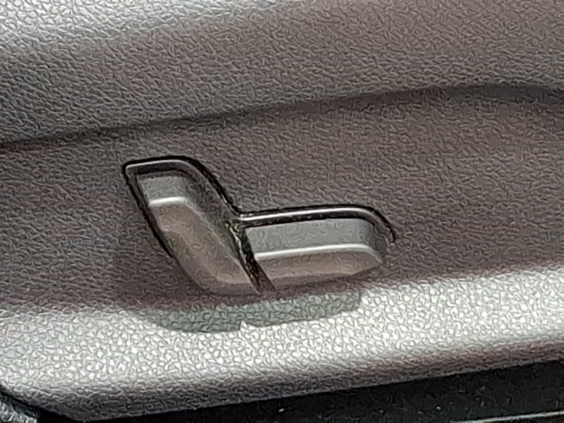 Used Mercedes-Benz GLC 2018 for sale - 77208877: Photo 12