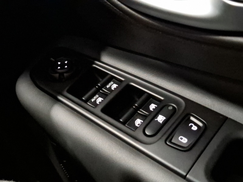 Used Jeep Renegade 2020 for sale - 76602579: Photo 19