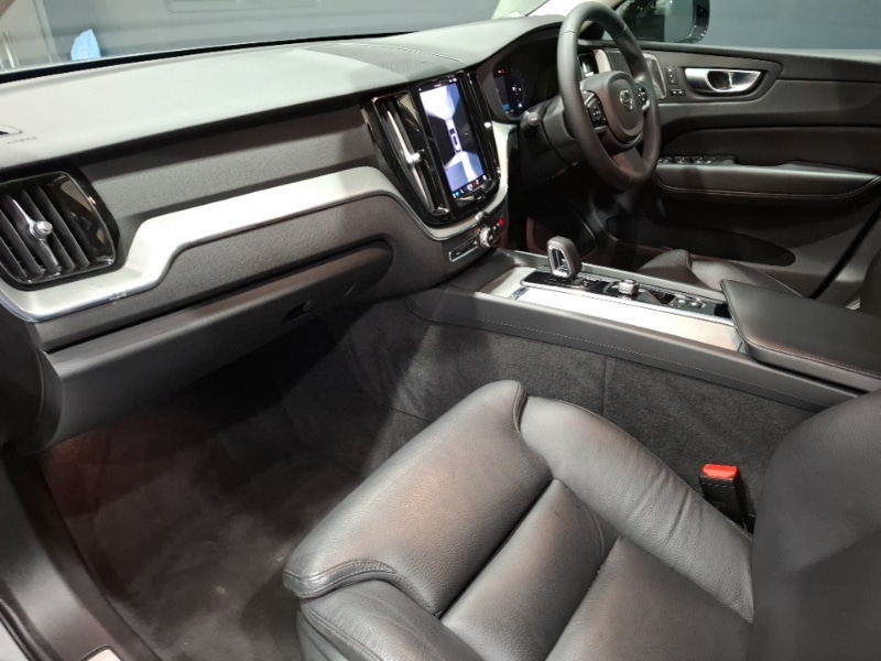 Used Volvo XC60 2023 for sale - 77329615: Photo 5