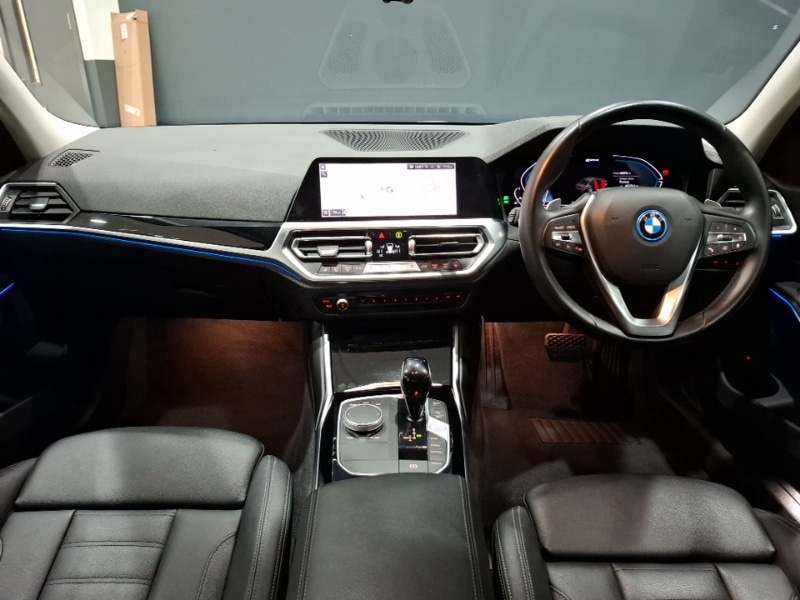 Used BMW 3 Series 2021 for sale - 76427612: Photo 2