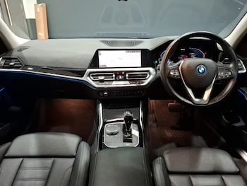 Used BMW 3 Series 2021 for sale - 76427612: Photo