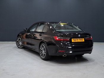 Used BMW 3 Series 2021 for sale - 76427612: Photo