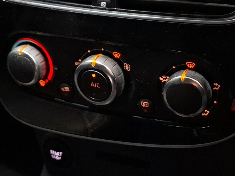 Used Renault Clio 2018 for sale - 78156170: Photo 16