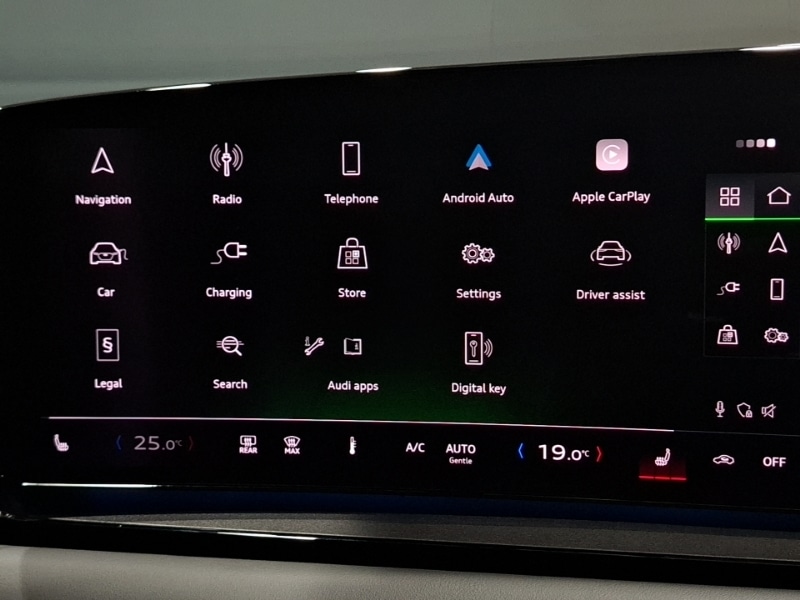 Used Audi Q6 e-tron 2024 for sale - 76465469: Photo 15