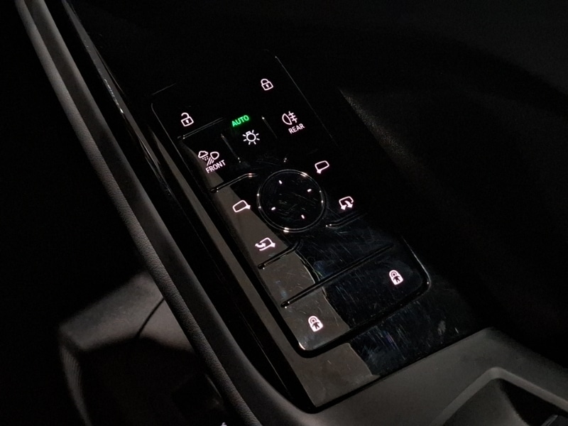 Used Audi Q6 e-tron 2024 for sale - 76465469: Photo 19