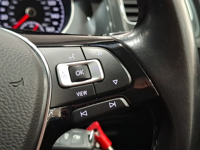 Used Volkswagen Golf 2019 for sale - 76455878: Photo 19