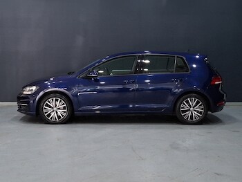 Used Volkswagen Golf 2019 for sale - 76455878: Photo