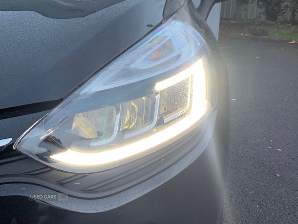 Used Renault Clio 2017 for sale - 76927284: Photo 10