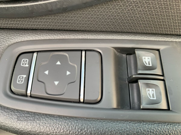 Used Renault Clio 2018 for sale - 73859259: Photo 14