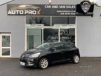 Used Renault Clio 2017 for sale - 76458314: Photo