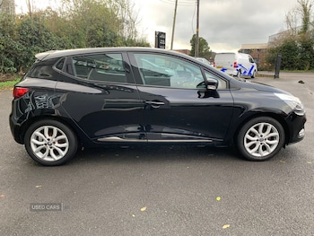 Used Renault Clio 2017 for sale - 76458314: Photo