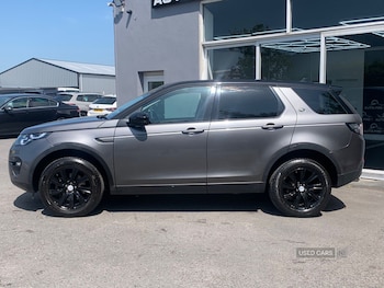 Used Land Rover Discovery Sport 2015 for sale - 79085043: Photo